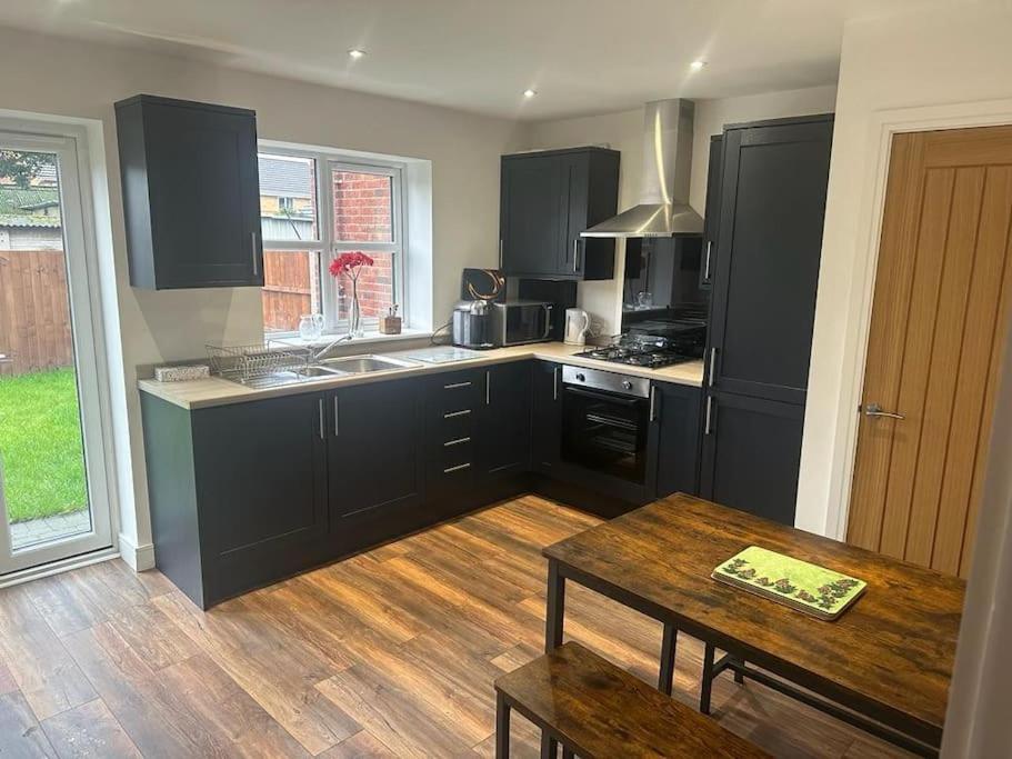 فيلا Immaculate House In Doncaster Cantley  المظهر الخارجي الصورة